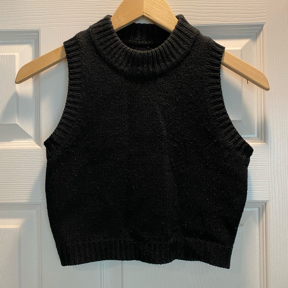Nasty Gal Cropped Sweater Tank Top BLACK Size Small Sleeveless Knit